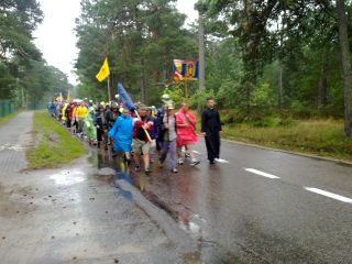 Po 2/3 tego odcinka jeszcze idziemy ;-)